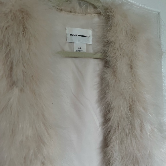 SOLD Soft pink %100 feather vest - Picture 5 of 16
